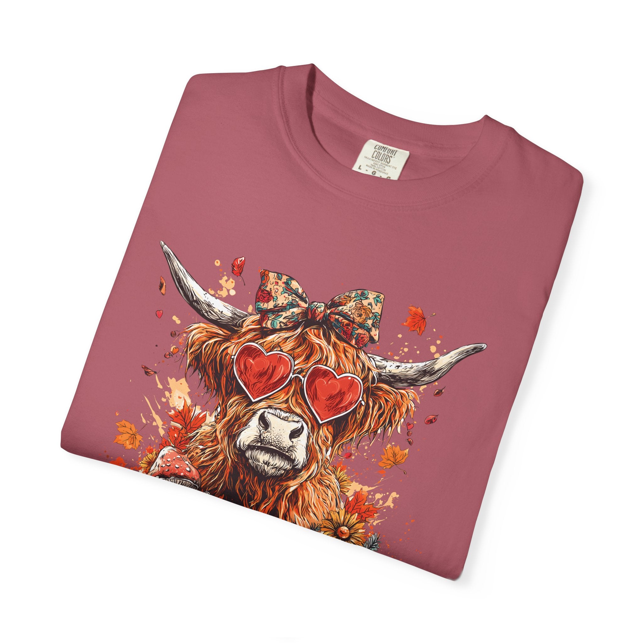 Autumn Highland Cow T-Shirt, Cute Fall Shirt, Unisex Graphic Tee, Harvest Gift, Cozy Sweatshirt Alternative