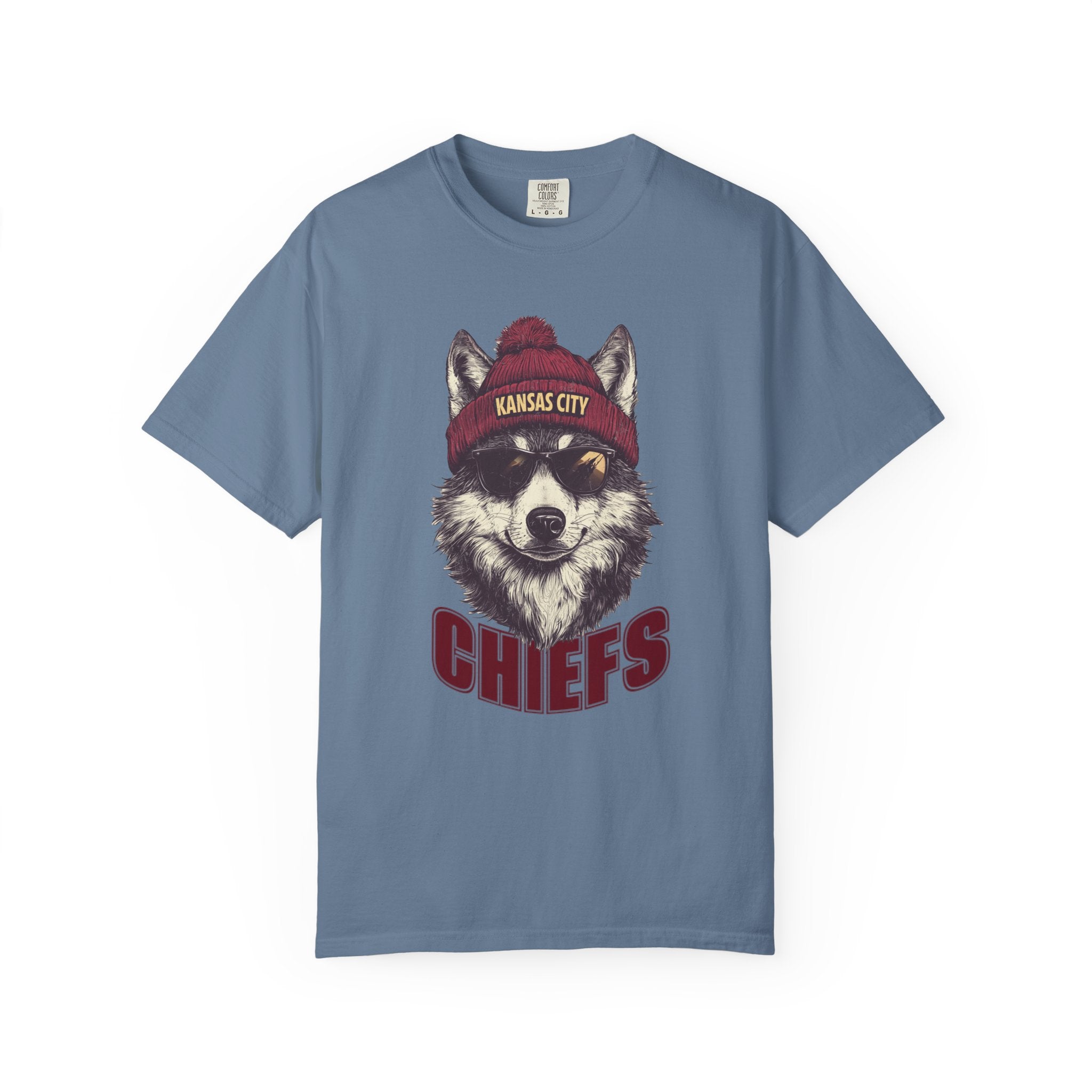 Kansas City Chiefs Football Wolf Spirit Animal Mascot T-Shirt, Unisex Football SeasonnTee, Wolf Design, Cool Graphic Shirt, Gift for Sprit Animal Lovers, Casualwear