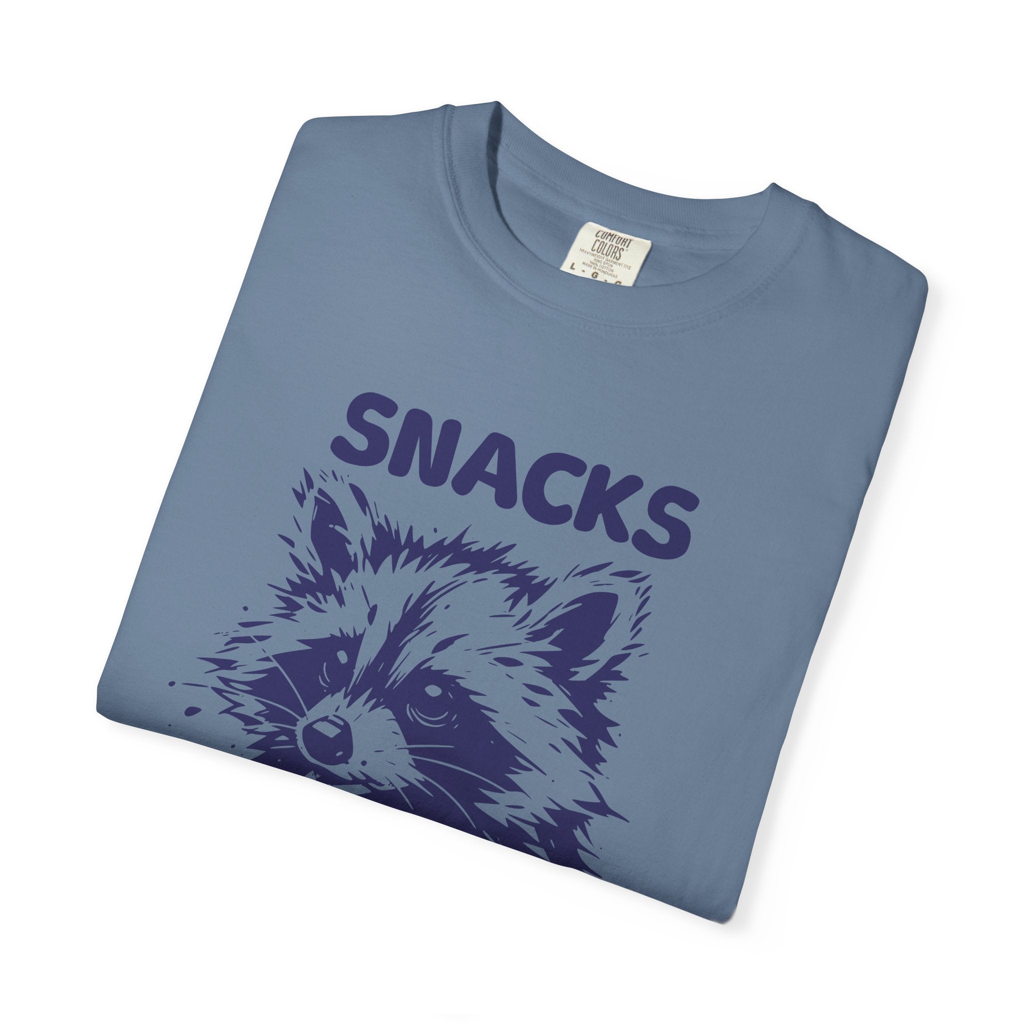 Garment-Dyed 100% cotton T-Shirt with Snack-Loving Raccoon Design, Casual Wear, Cute Animal Tee, Gift for Food Lovers, Fun Vintage Vibe