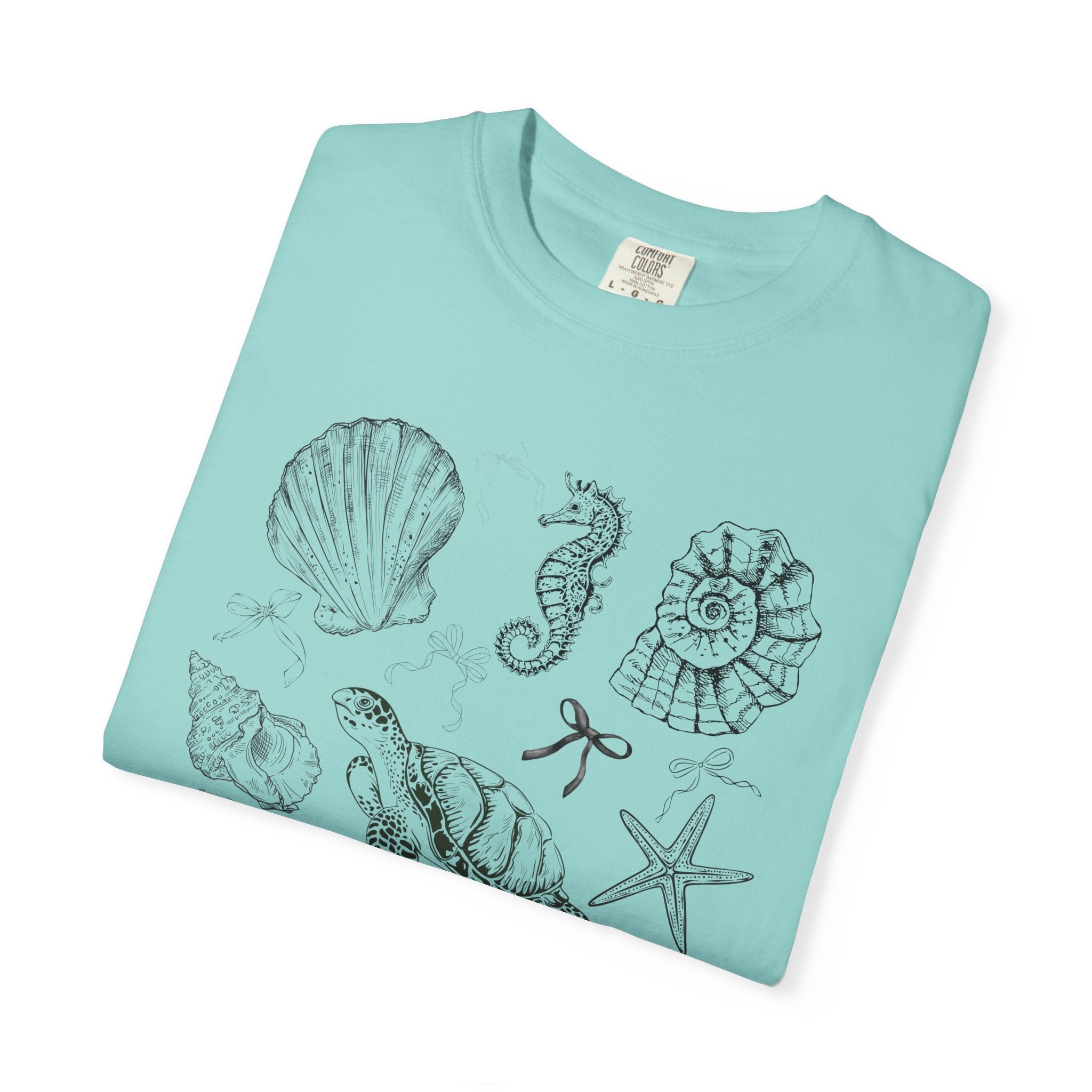 Beach Seashell Graphic T-shirt, Unisex Summer Tee, Ocean Vibes Shirt, Seashell Lover Gift, Casual Beachwear, Sea Life T-Shirt