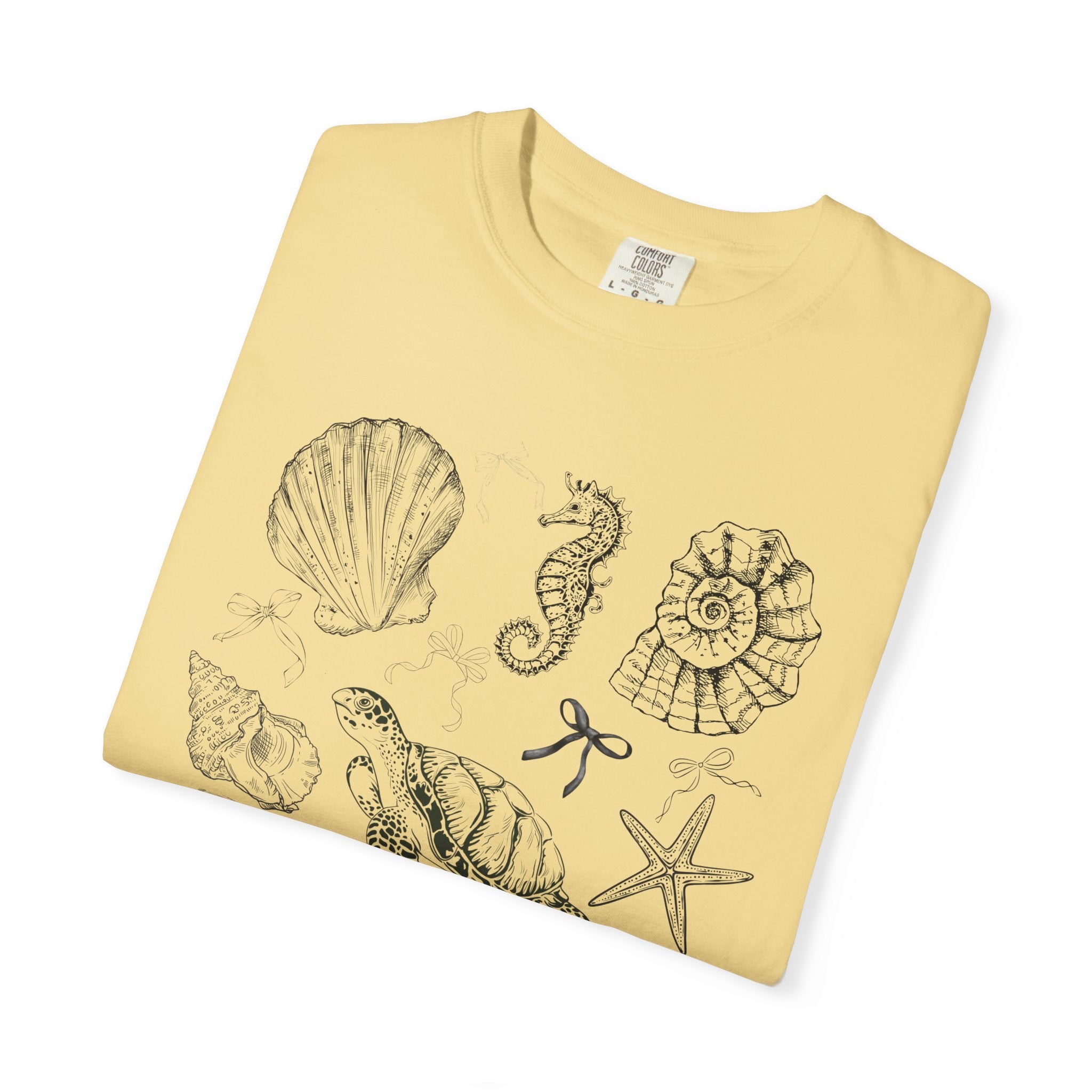 Beach Seashell Graphic T-shirt, Unisex Summer Tee, Ocean Vibes Shirt, Seashell Lover Gift, Casual Beachwear, Sea Life T-Shirt
