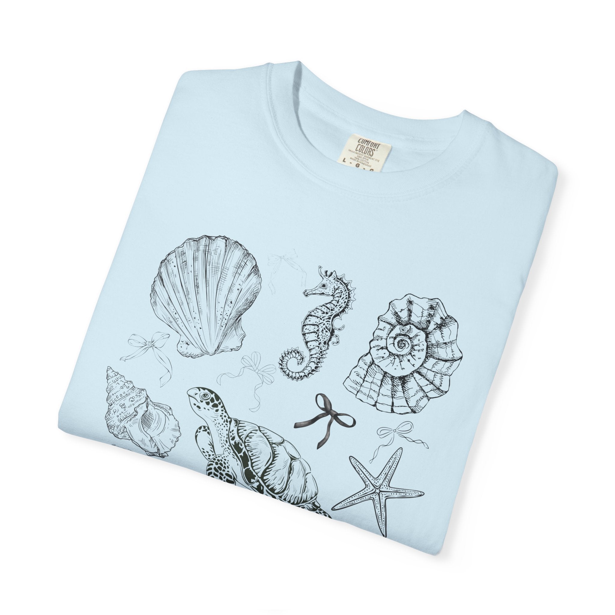 Beach Seashell Graphic T-shirt, Unisex Summer Tee, Ocean Vibes Shirt, Seashell Lover Gift, Casual Beachwear, Sea Life T-Shirt